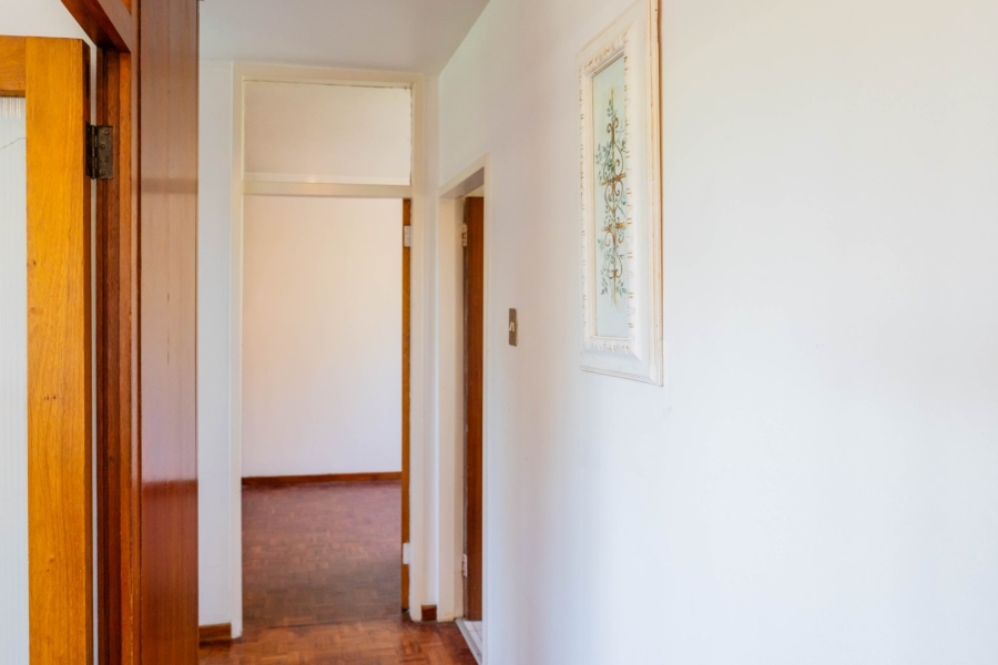 2 Bedroom Property for Sale in Rosebank Western Cape